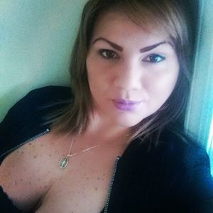 Meet your Posher, Caroline